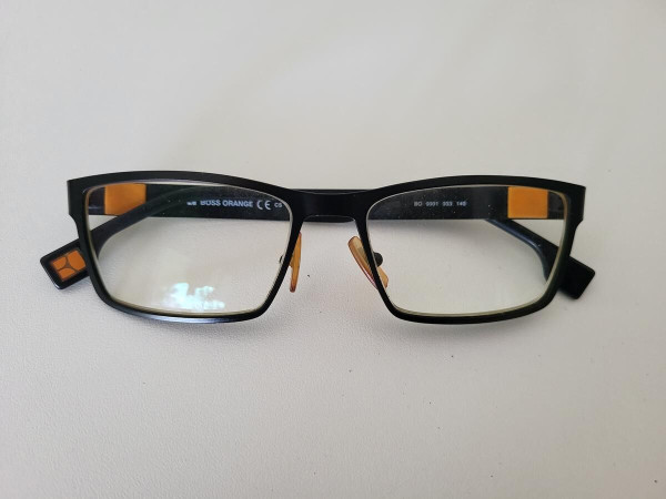 HUGO BOSS - BO 0001