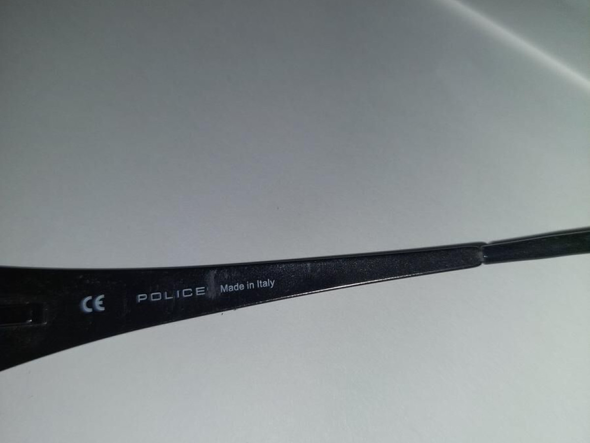 police - V8324 54/17