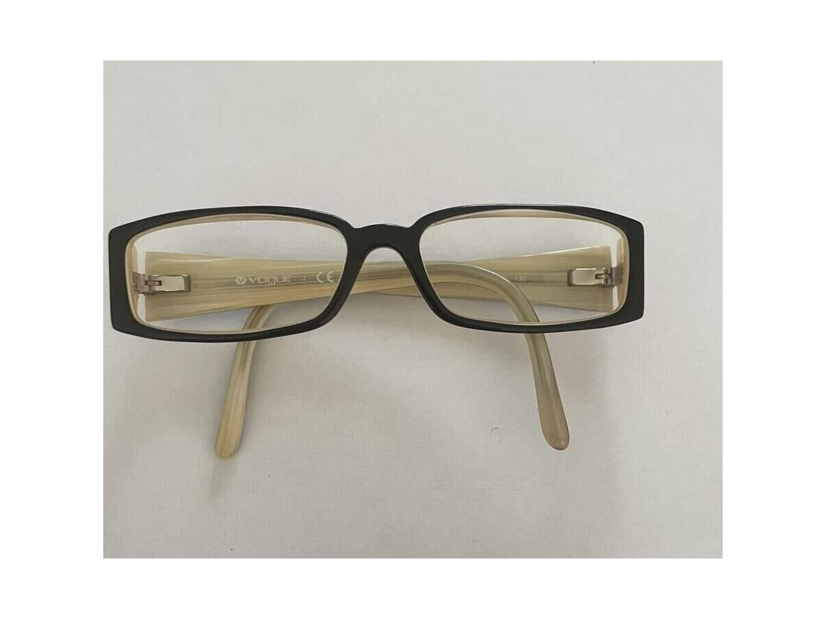 VOGUE - 2557-B 1345 51/15