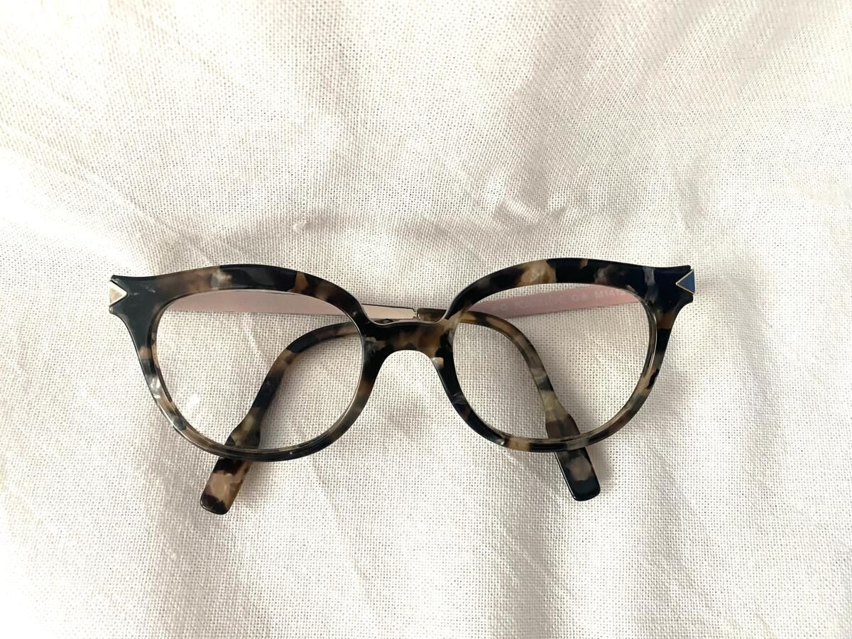 Anne & Valentin - Modern Love M 1412