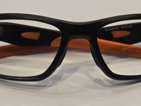 OAKLEY RAJ9497AA CROSSLINK
