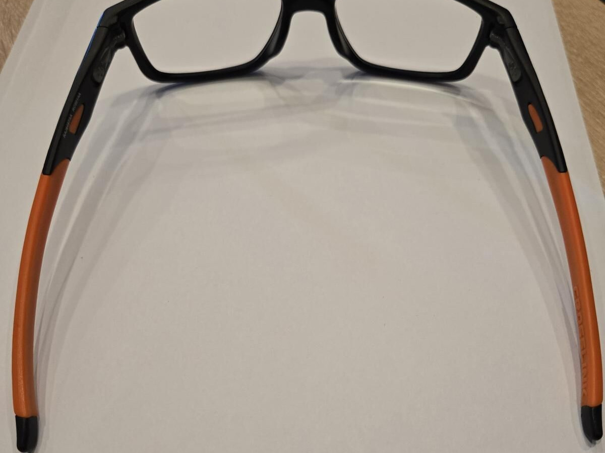 OAKLEY RAJ9497AA CROSSLINK