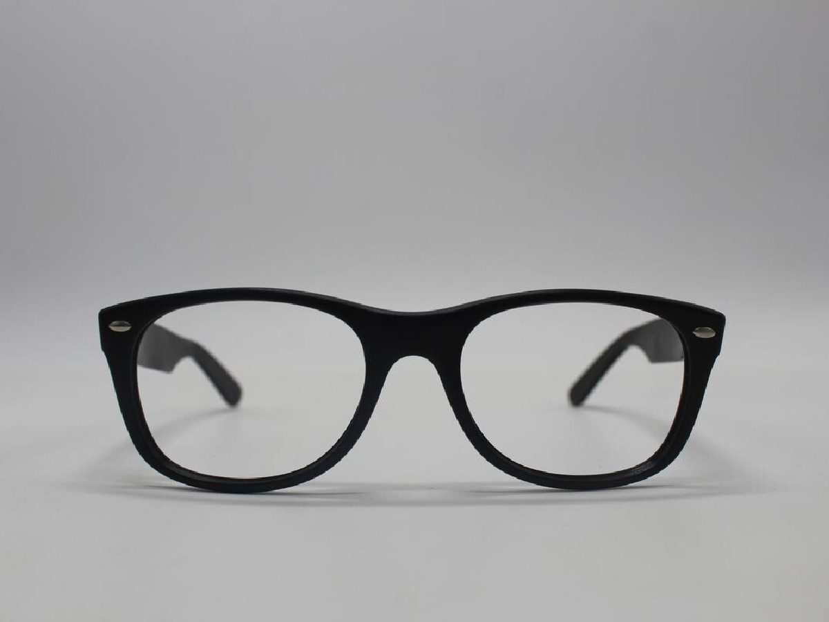 RAY-BAN