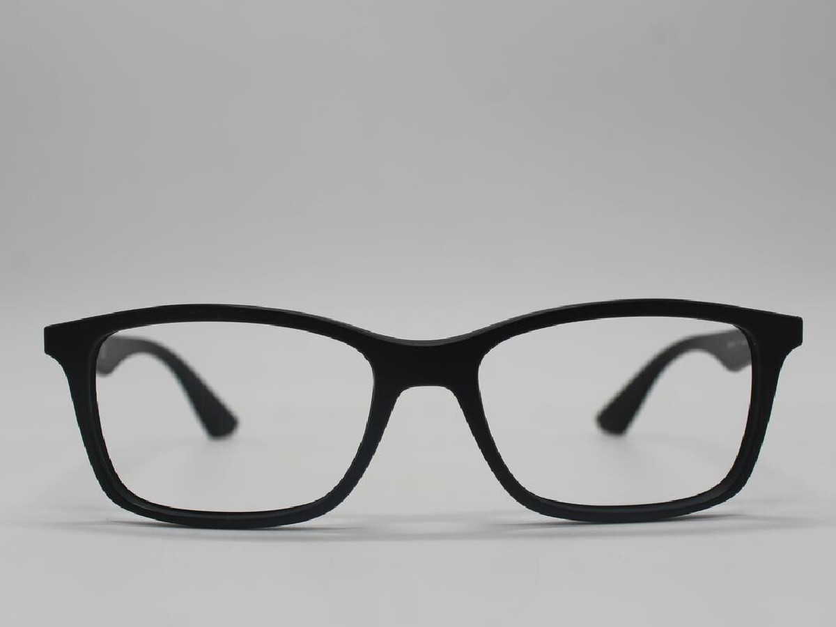 RAY-BAN RB 7047