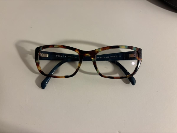 Prada - VRP180 52/18...