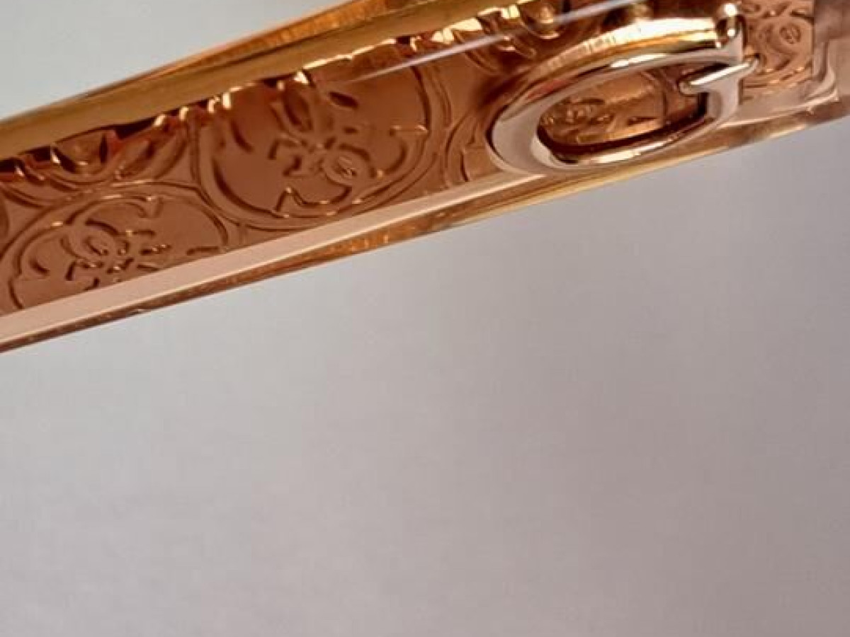 GUESS-GU2591 056