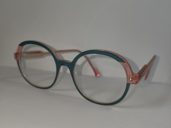 CAROLINE ABRAM - HEIDI 668 51/19