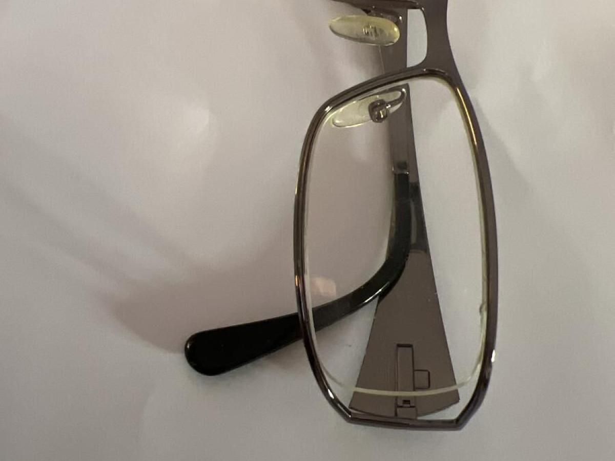 POLICE V8377 col 0584