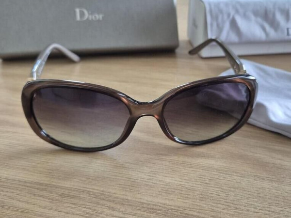 Dior - DiorZemire 2 56/17