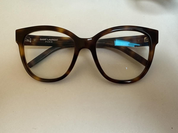 Yves Saint Laurent