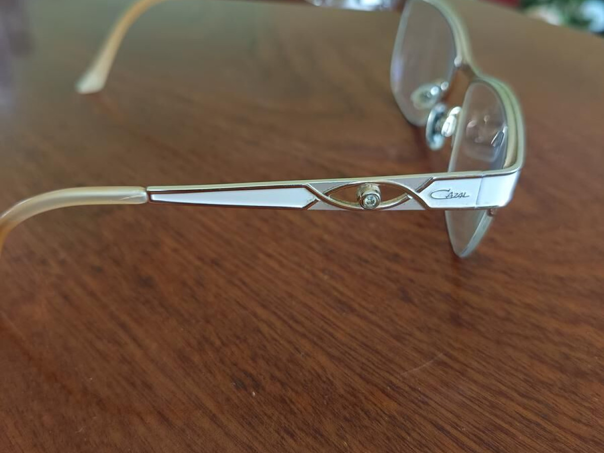 Cazal - 4250 004 52/16