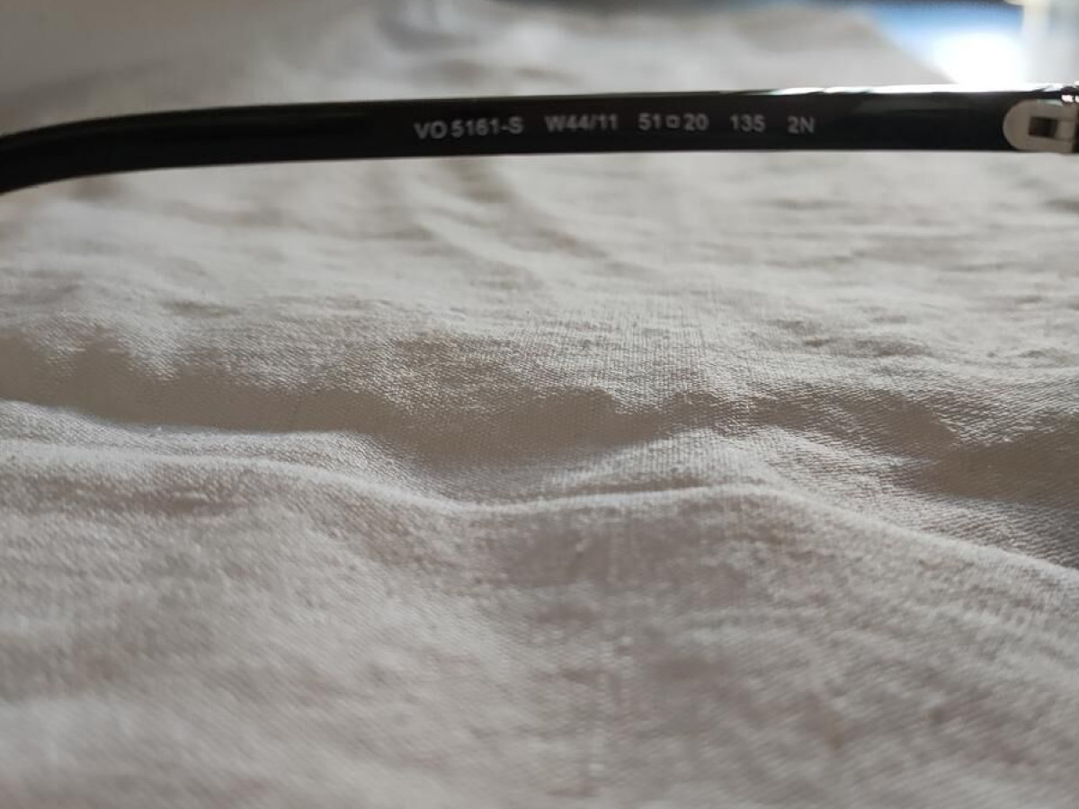 Vogue - VO5161S W44/11 51/20