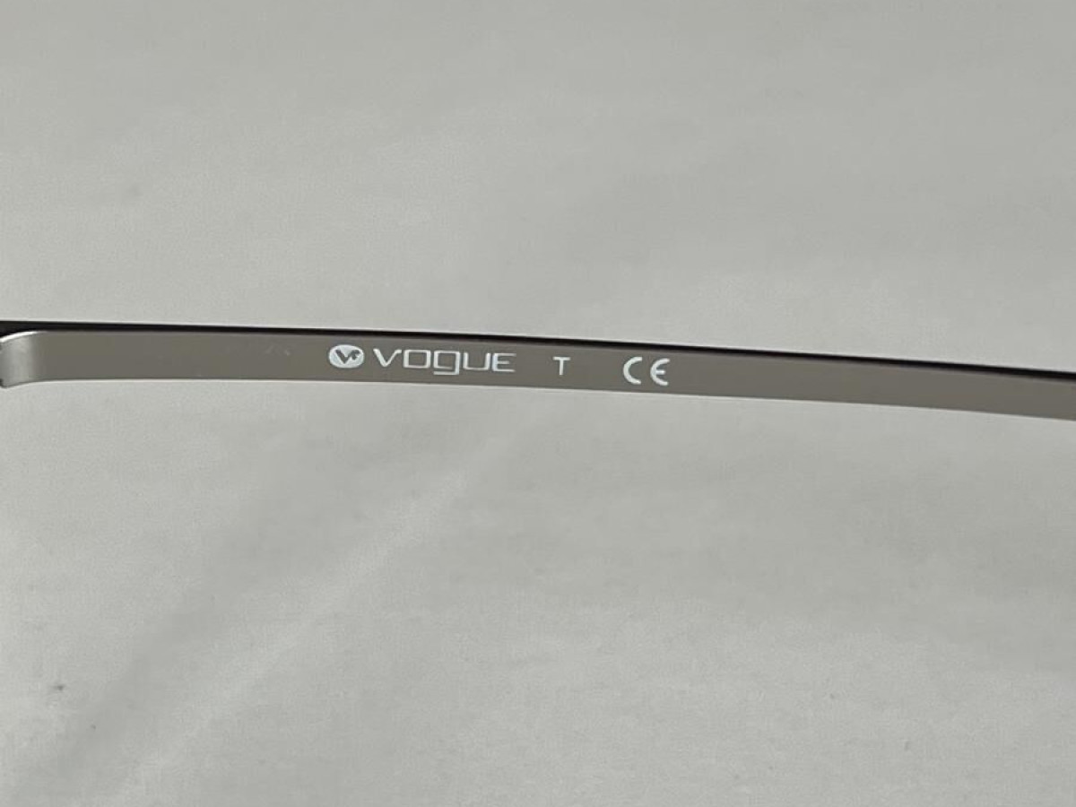 VOGUE - VO5224 2385 51/16