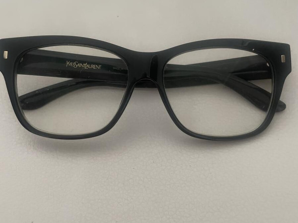 YVES SAINT LAURENT YSL6364...