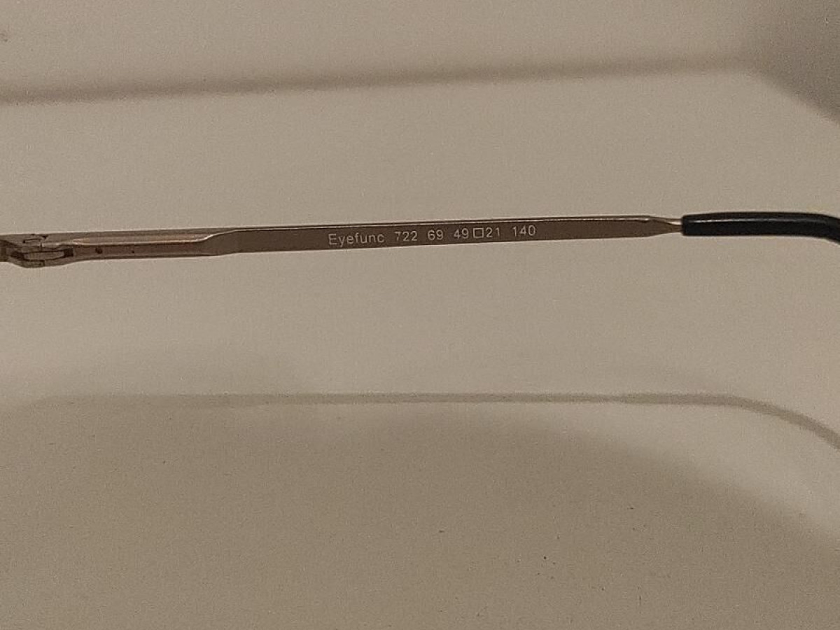Eyefunc - 722 69 49 /21