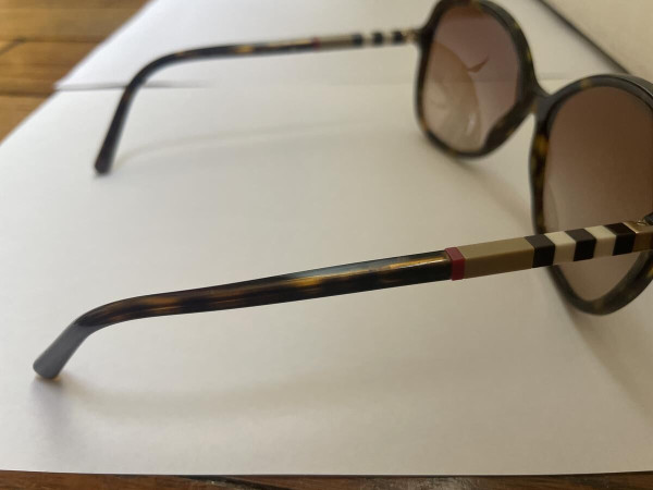 Burberry- B4197 3002/13 58/16140 2N