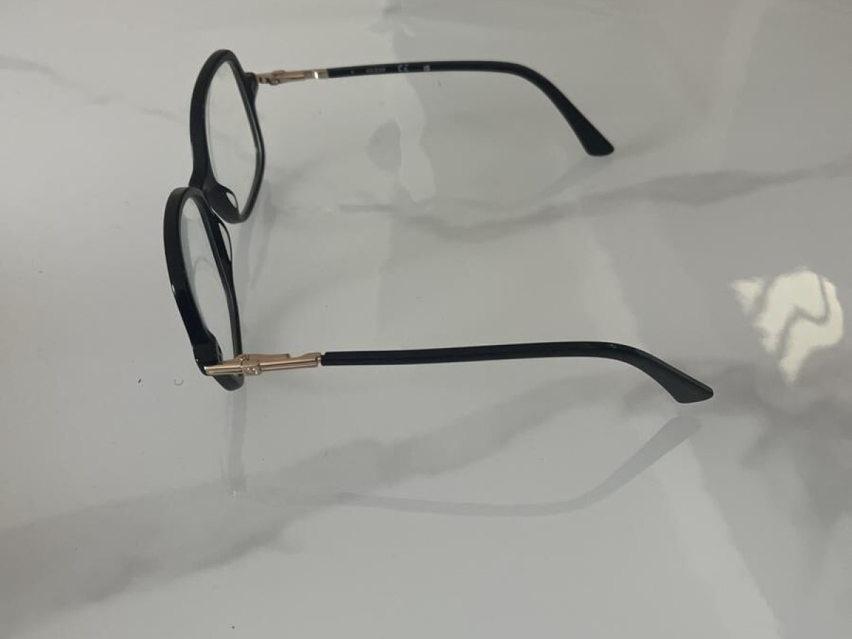 GUESS-GU2906 001 55¤15