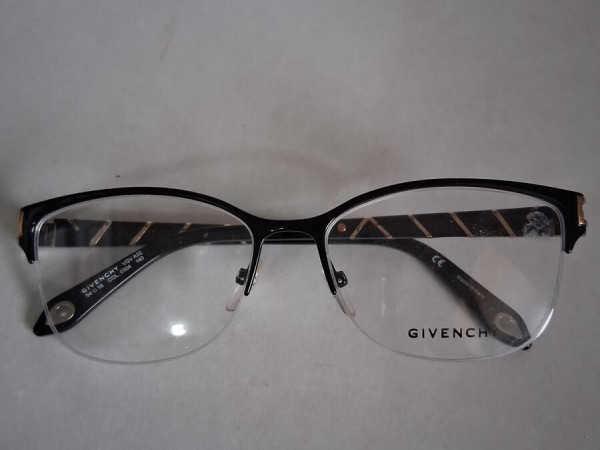 GIVENCHY - VGV A32 54¤16
