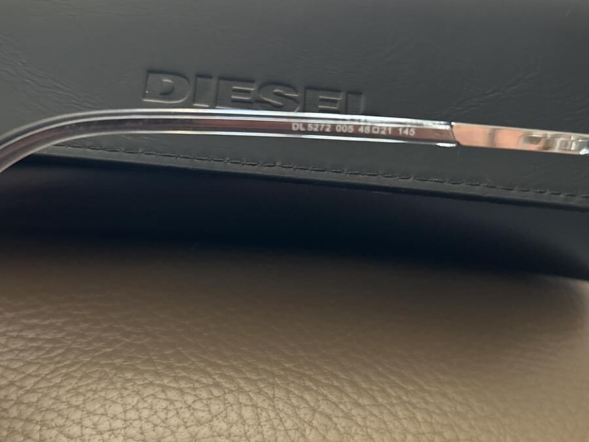 Diesel DL 5272 48¤21