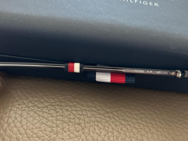 Tommy Hilfiger TH1689