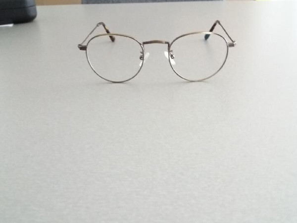 french retro - César G31