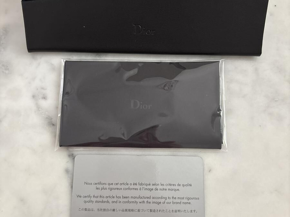 Dior Montaigne numéro 47