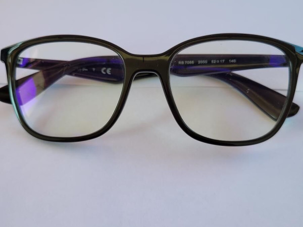 Ray Ban- RB7066 2000 52/17