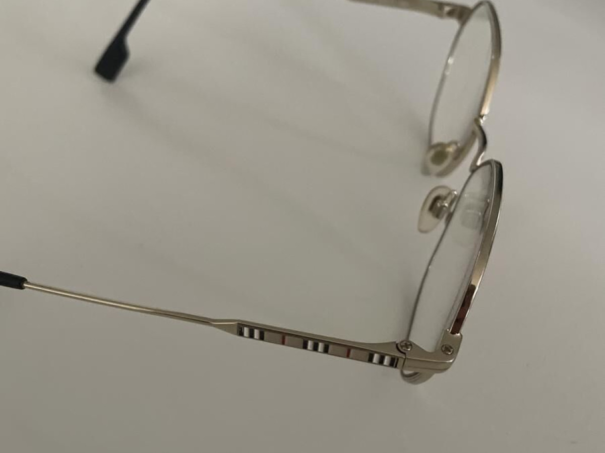 Burbery - B 1350 54D17 140