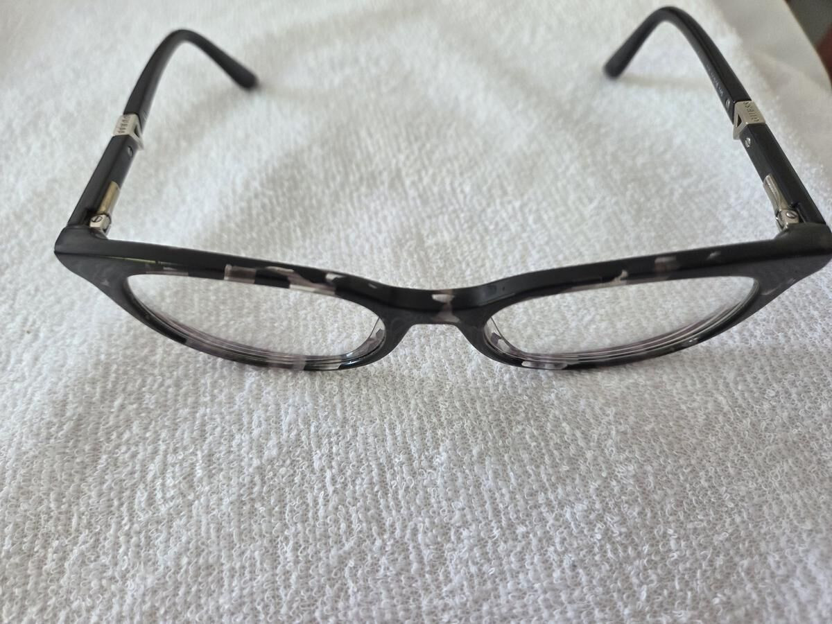 Guess - 00551□18140