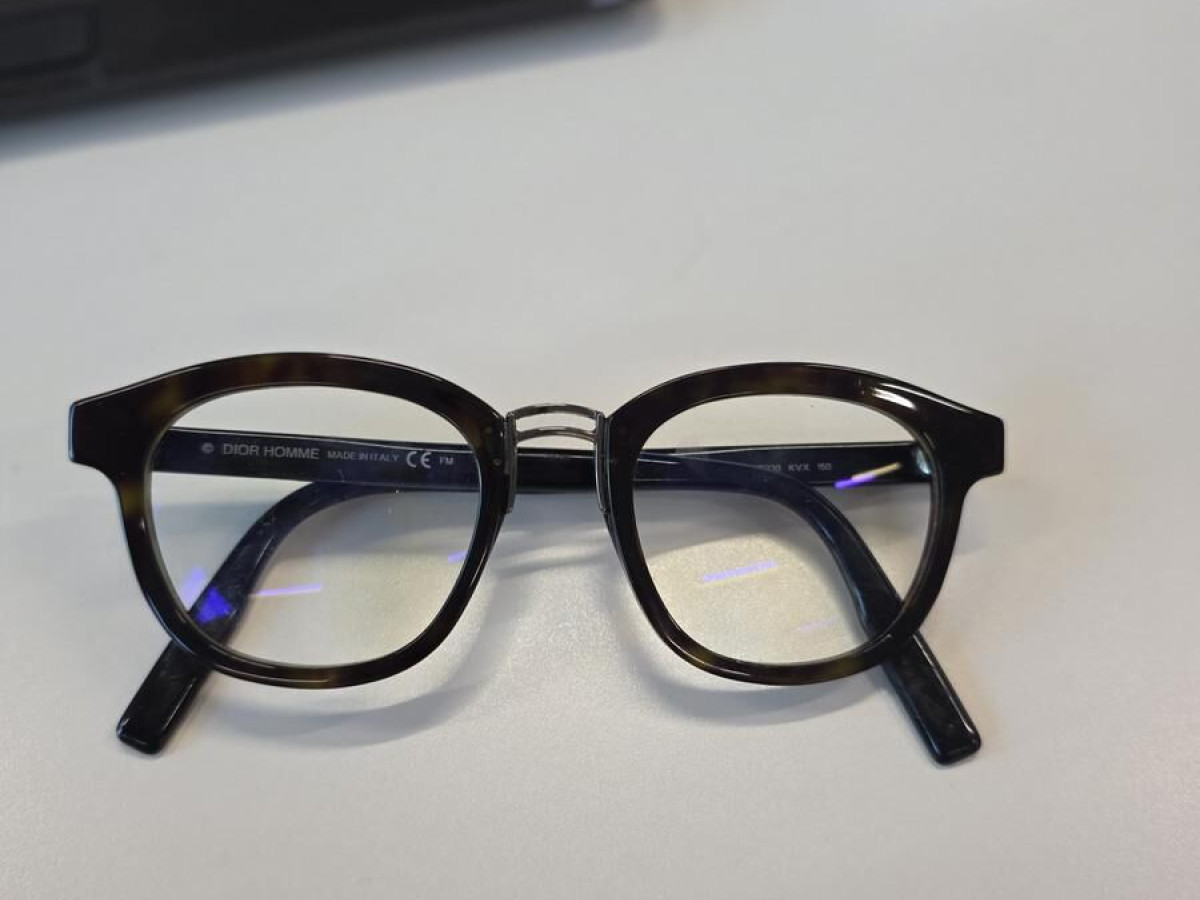 DIOR - BLACKTIE230 KVX 150