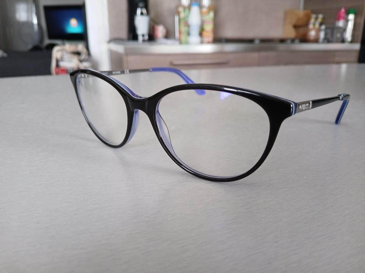 Guess 52/17