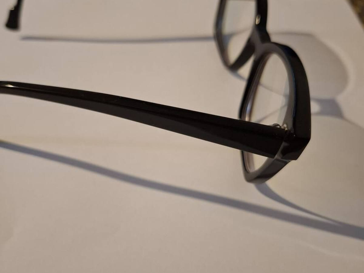 CAROLINE ABRAM -MADELEINE 05 51/19