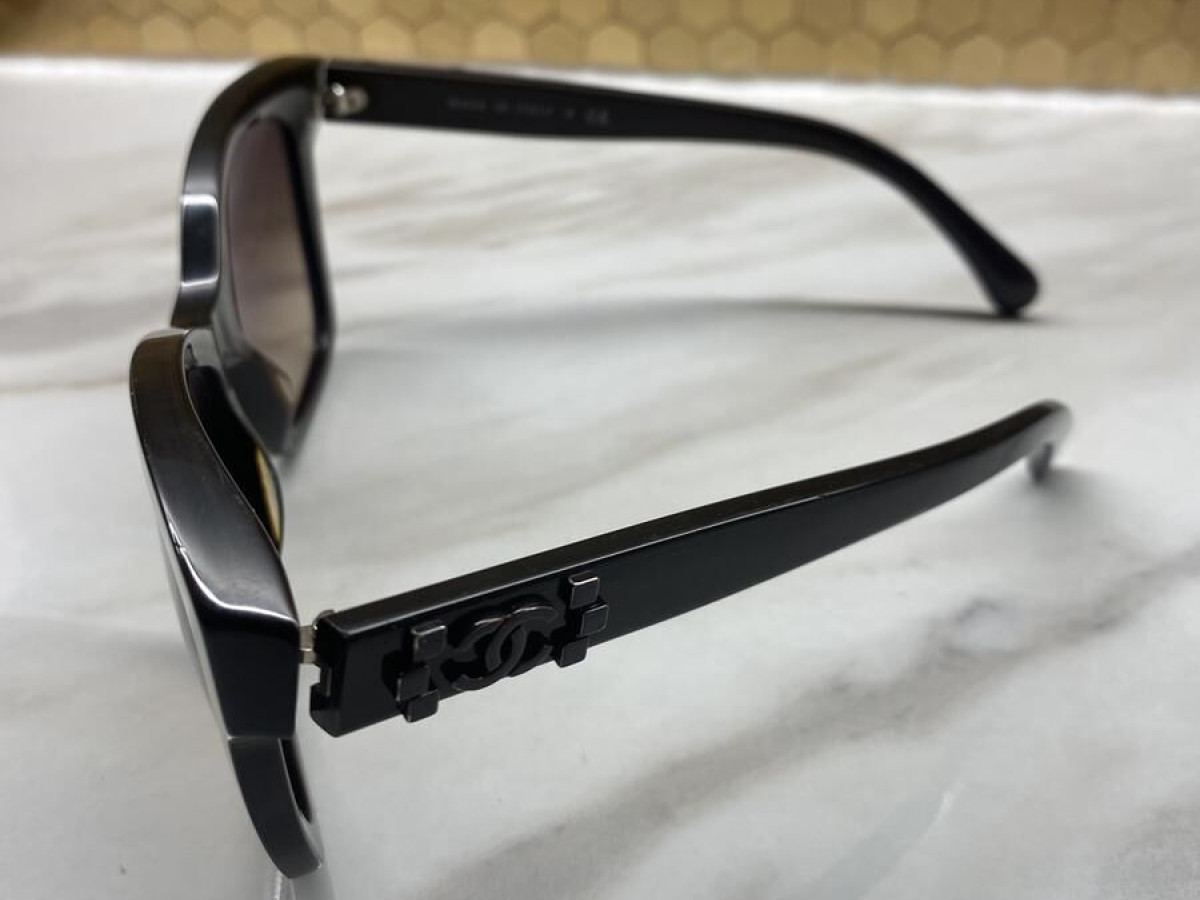 Chanel -5313 56/18