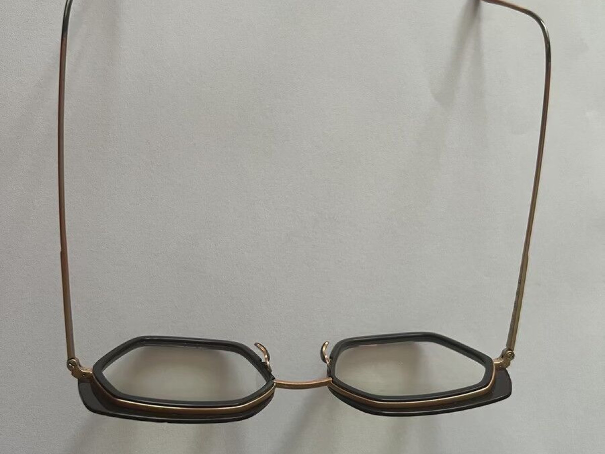 Caroline Abram Wry - T48