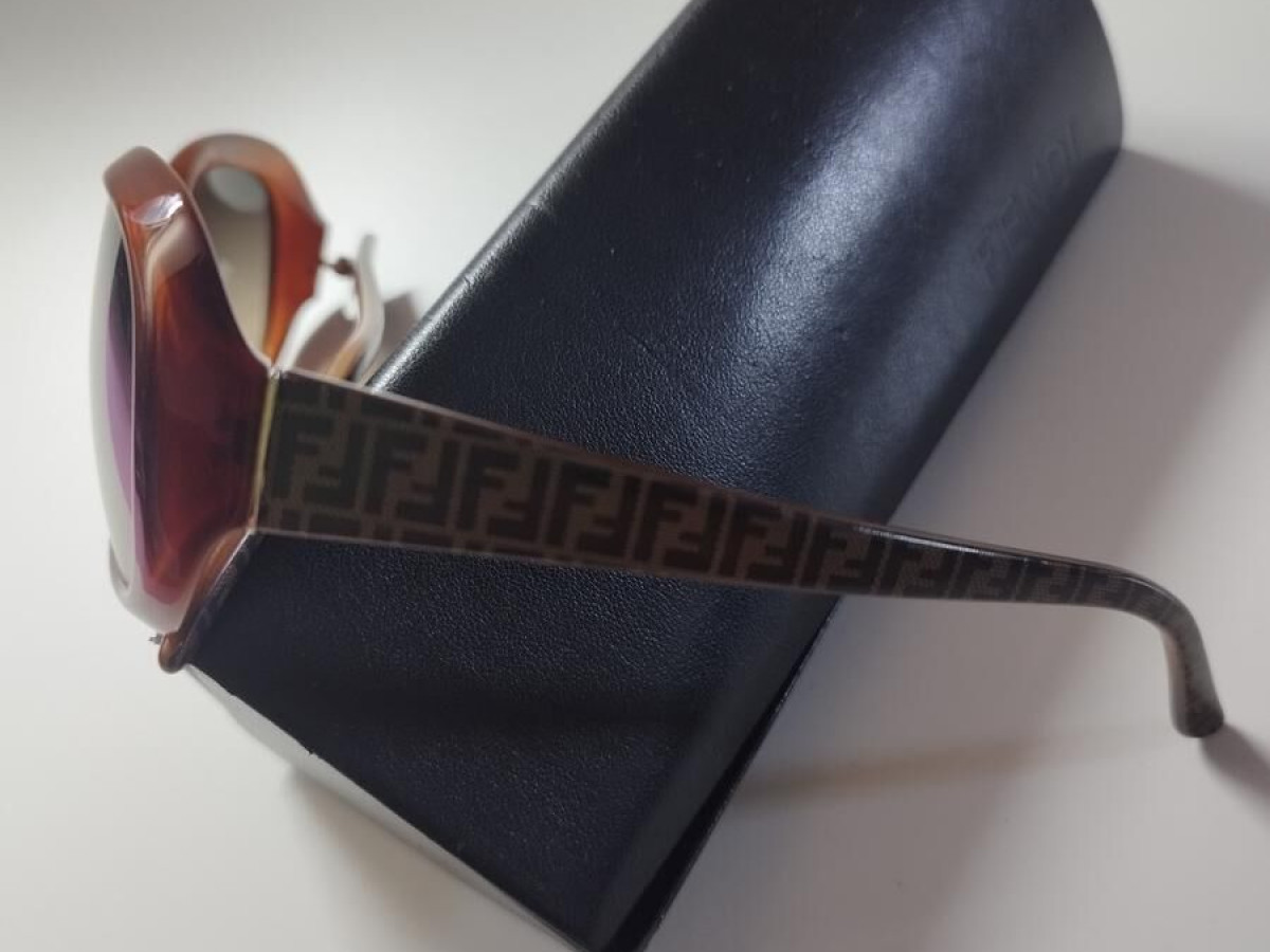 FENDI - FS5140 57/17 218 135