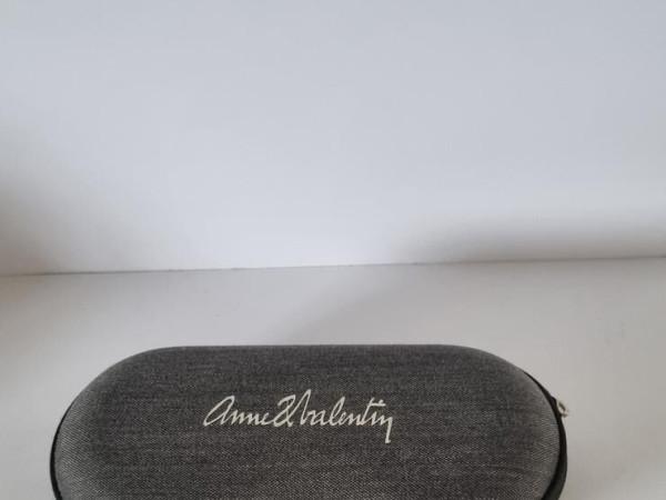 ANNE ET VALENTIN-FEVER U 223