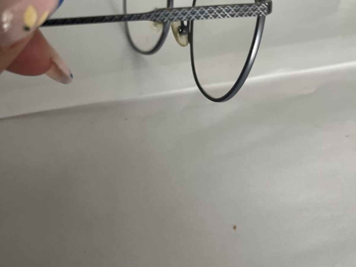 Lacoste L2246 035 48