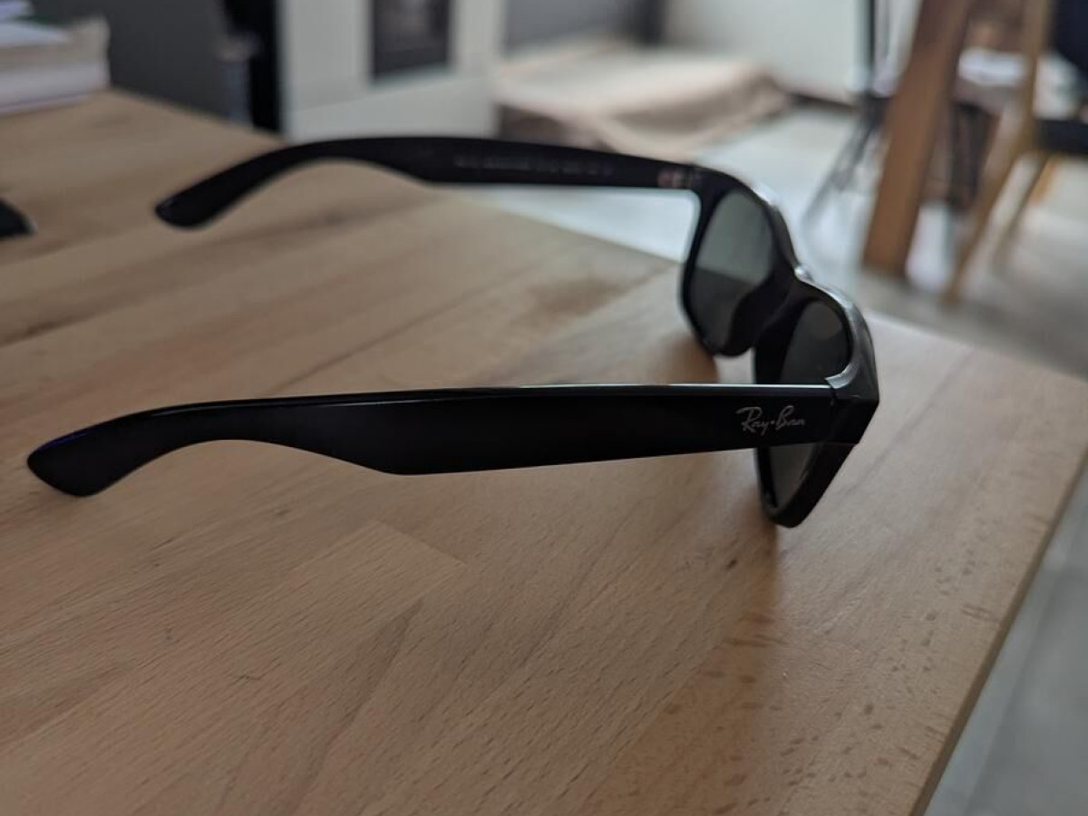 RAY-BAN - RB2132 polarisés 901/58 52/18