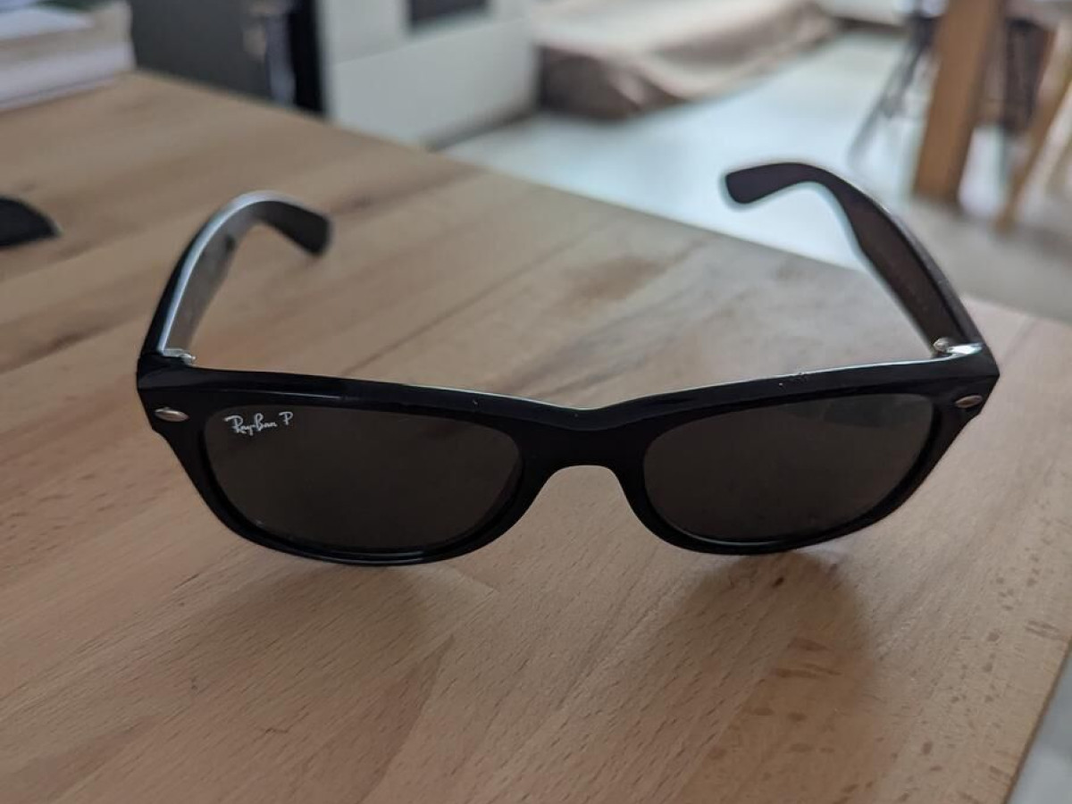 RAY-BAN - RB2132 polarisés 901/58 52/18