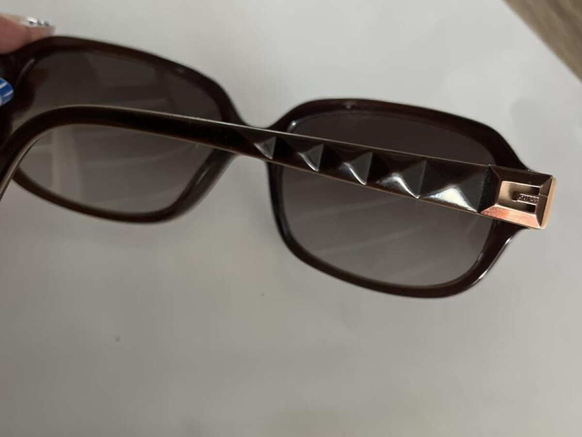 Guess - GU7063 BRN 34 54/16