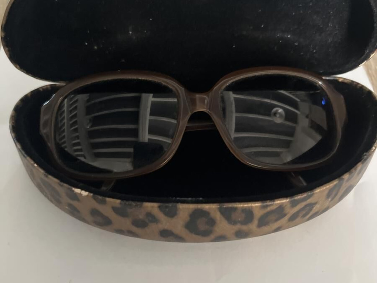 Guess - GU7063 BRN 34 54/16