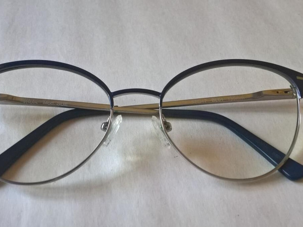 Alain AFFELOU - modèle SUE...