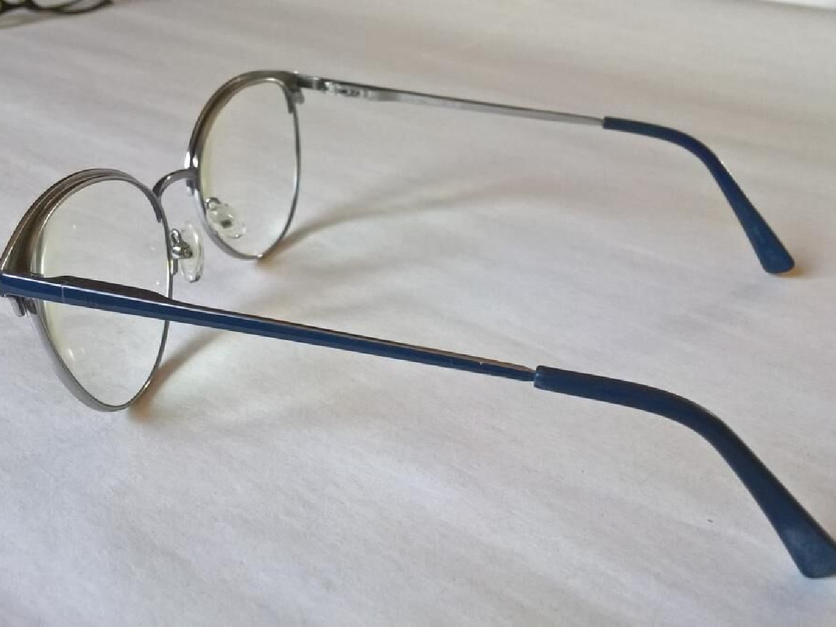 Alain AFFELOU - modèle SUE 8322 52¤17