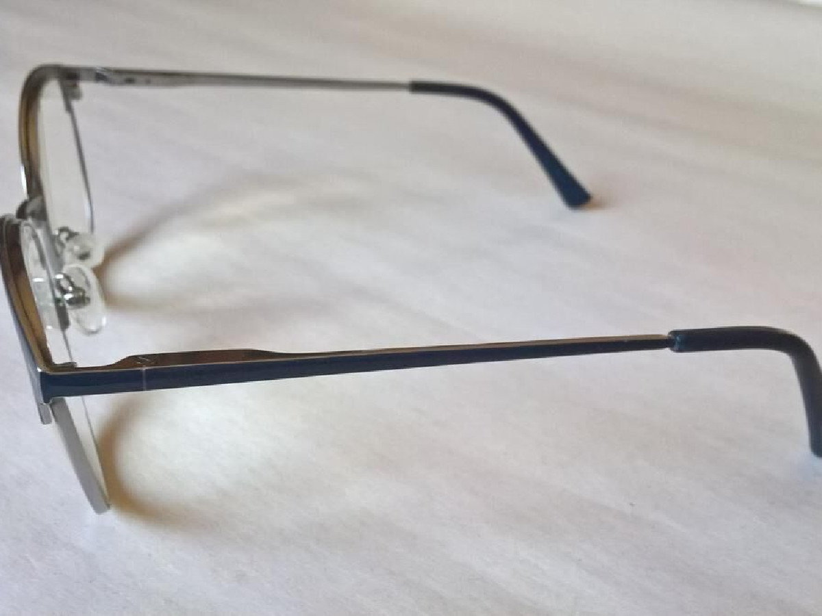 Alain AFFELOU - modèle SUE 8322 52¤17