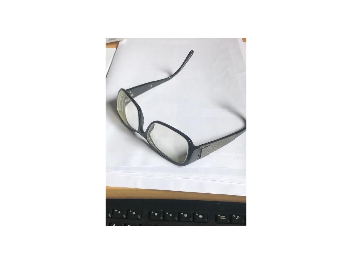 GIVENCHY VGV650N  COL 0700.135