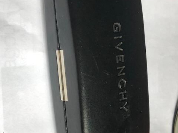 GIVENCHY VGV650N  COL 0700.135