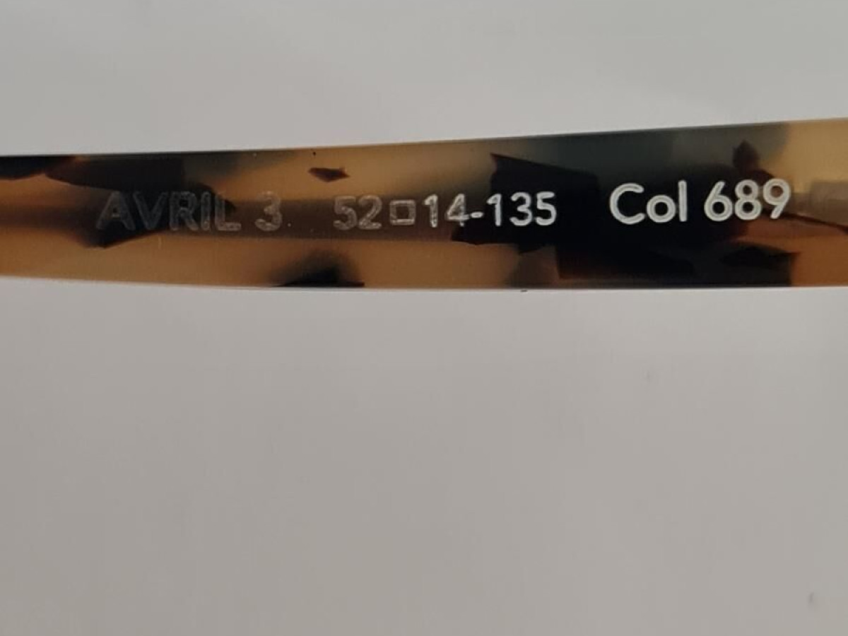 Face à face - AVRIL3 52¤14