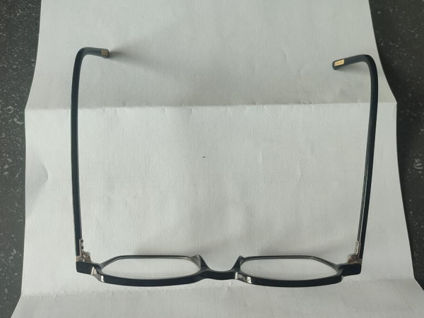 John & jess - J474 C1 48/18