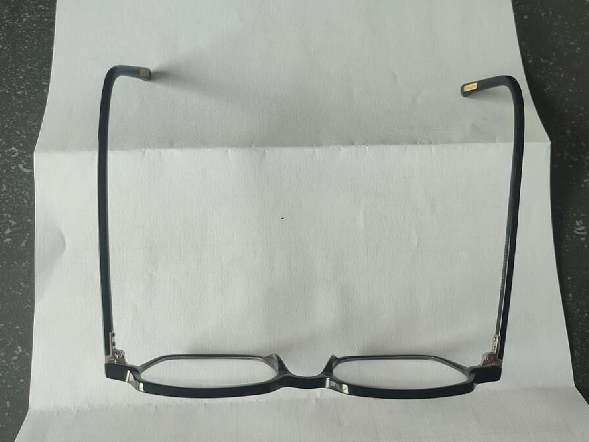 John & jess - J474 C1 48/18