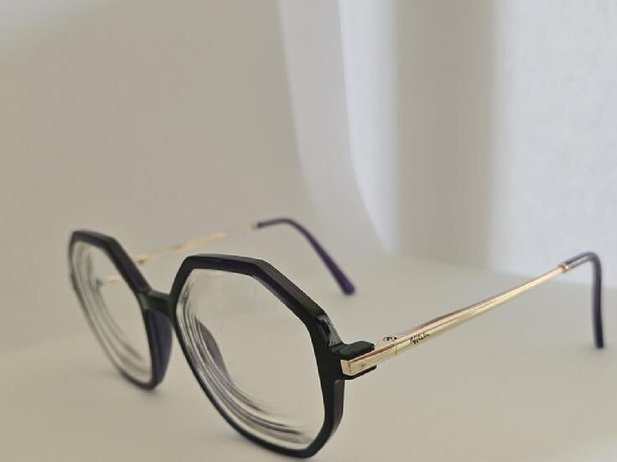 Alain Afflelou - MF128 52/18 PU01 140mm